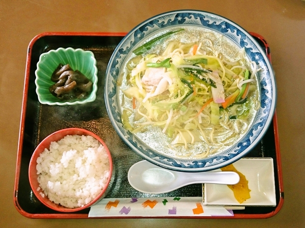 丹波茶屋＠福知山駅前の「黄ぃラーメン定食」