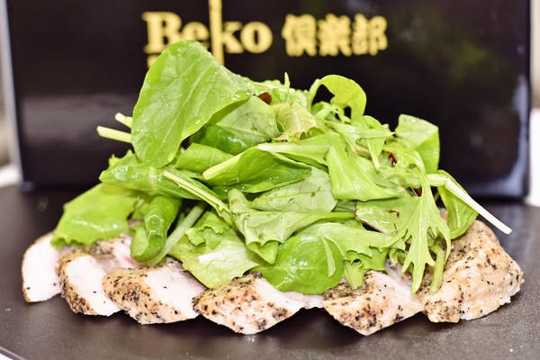 苫小牧産の豚肉を使ったローストポーク
