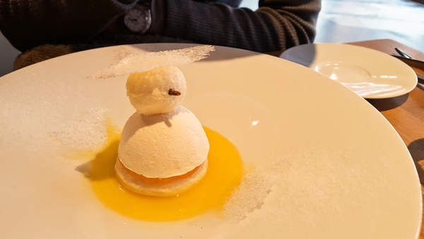 軽羹の雪だるま