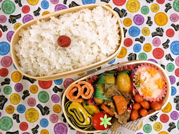 肉じゃが弁当