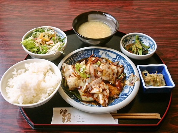 シノワ縷縷の日替わりランチ（今日は回鍋肉）