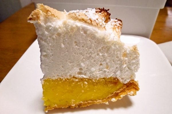 田原町の「レモンパイ」のレモンパイ　　その２