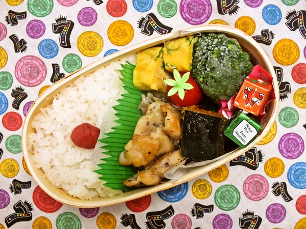 鶏肉のレモンソテーと南瓜の煮物弁当2