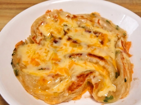 葱油餅のミックスチーズ掛け