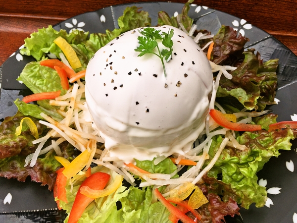 さくら小町　創作トマツナサラダ