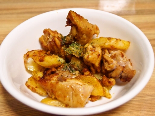 鶏もも肉のカレー炒め
