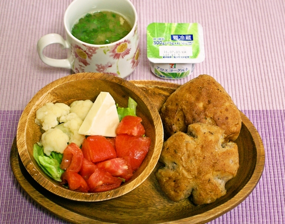 玄米赤飯゜の朝食♪