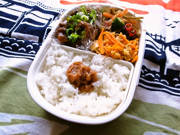 鶏レバーと砂肝のしょうが炊き弁当