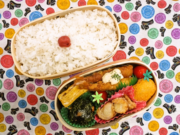 エビフライとベビーホタテのマヨぽん焼き弁当