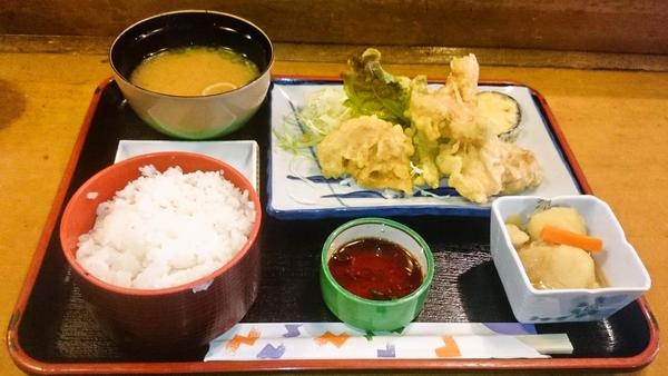 丹波茶屋＠福知山駅前の日替わり定食（とり天＆野菜天）