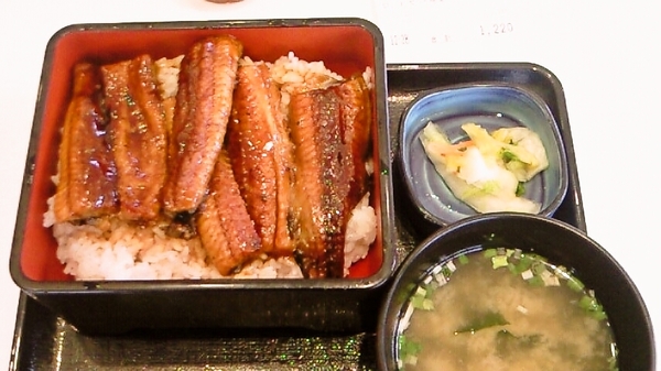 吉野家のうな重（二枚乗せ）＠1220円