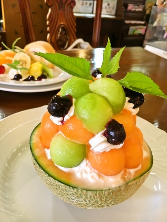季節のパフェ