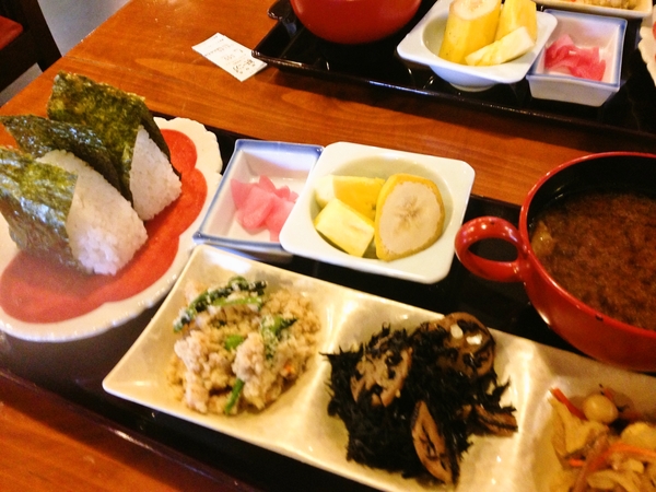フリードリンク付き500円モーニング