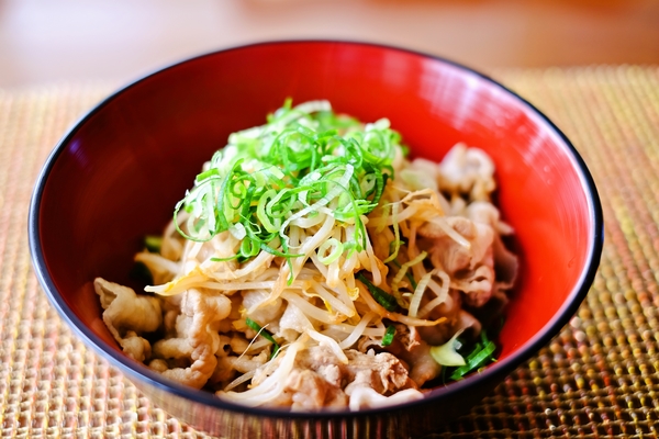 豚しゃぶポン酢丼