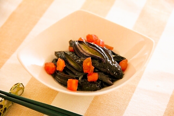 【簡単レシピ】冷やしても美味しい「なすの揚げびたし」