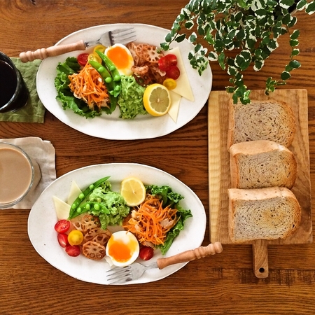 かどまさや玄米赤飯゜のある朝食を♪