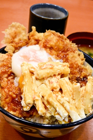 てんや　ポークロース生姜だれ天丼