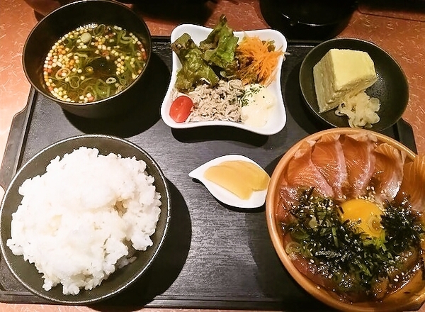 ハーフ&ハーフ定食