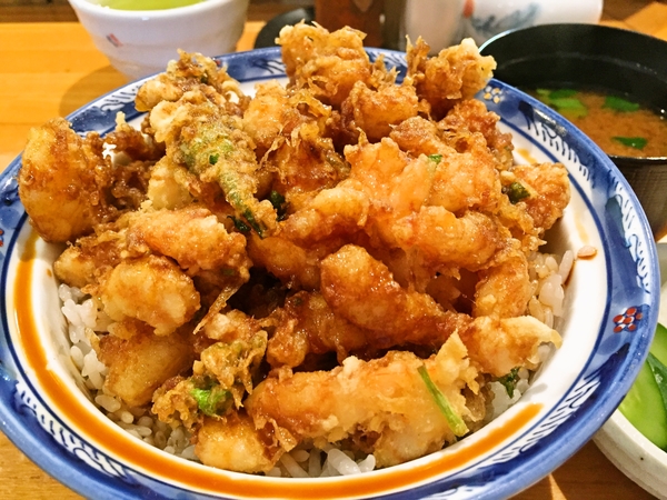 名古屋市光村のスペシャルかき揚げ丼