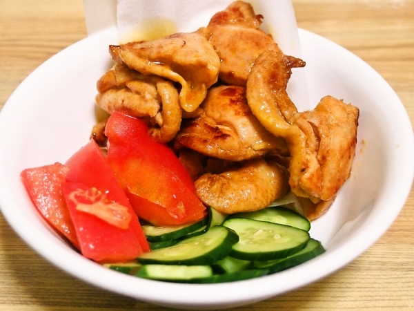 鶏手羽トロのタンドリーチキン風