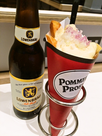 フライドポテト専門店ポメスプロースト