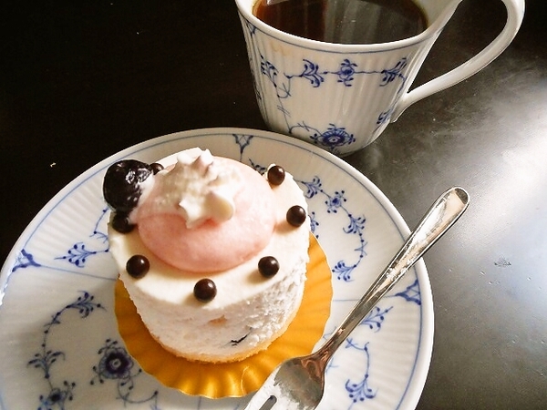 PATISSERIE　Kaori Hironeさんのケーキでウチカフェタイム