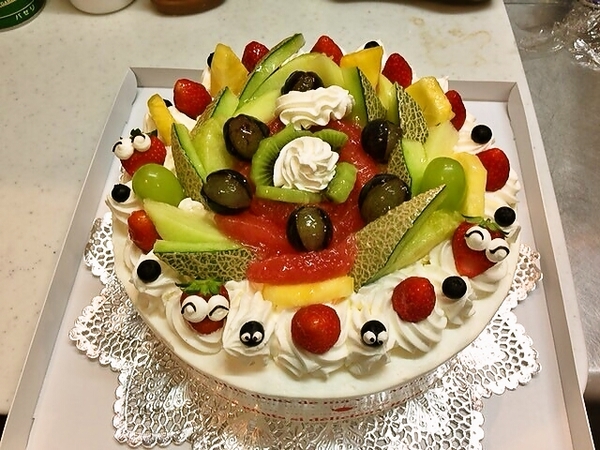 お誕生日ケーキ