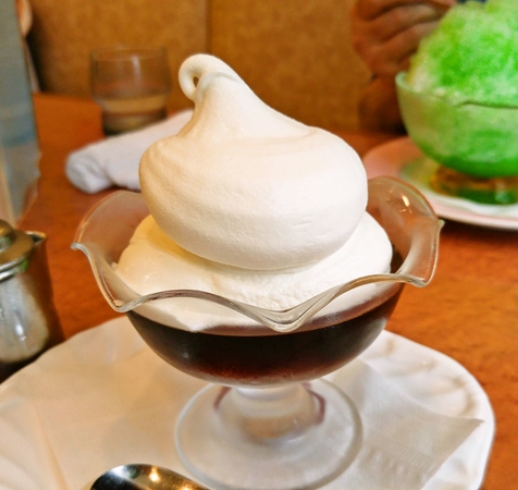 手作りのソフトクリーム＆コーヒーゼリー☆