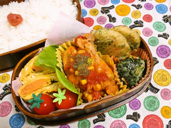 手羽元のトマト煮込み弁当