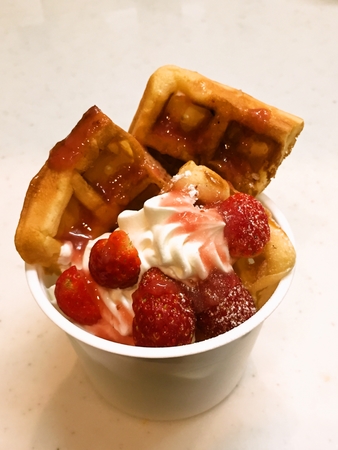アメリカンワッフル いちご