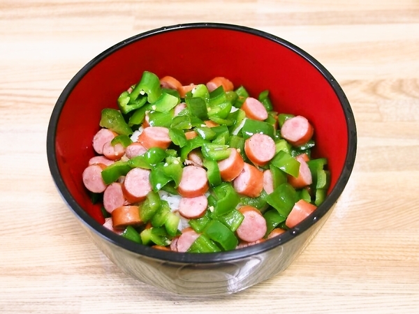 ウインナー丼