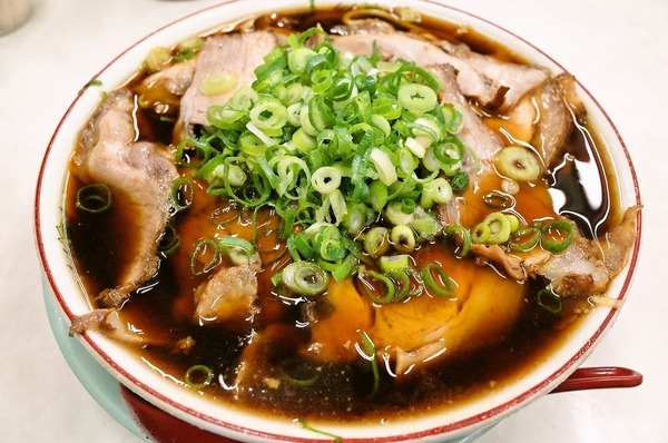 京都　新福菜館　にて