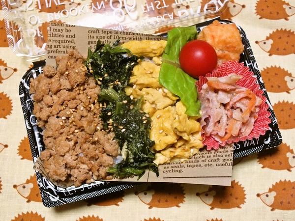 鶏そぼろの3色丼弁当2