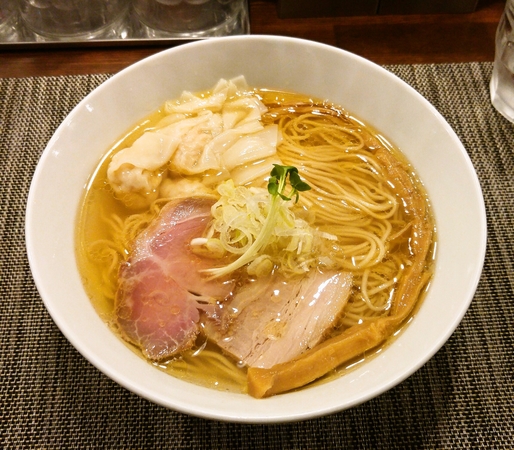 えびワンタンの塩らぁ麺☆