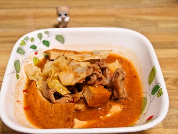 豚肉とキャベツと厚揚げのピリ辛味噌煮