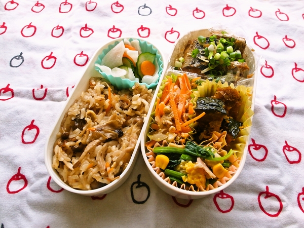 さんまの生姜煮ときのこご飯弁当