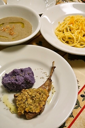 誕生日なのに～、私ご飯＞＜