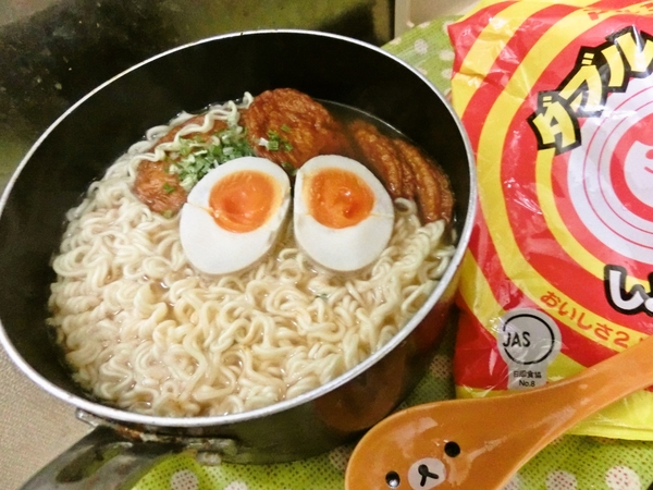 マルちゃんのダブルラーメン