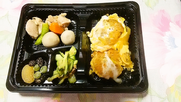 やわらか一口煮込みカツ弁当（おかずのみ）
