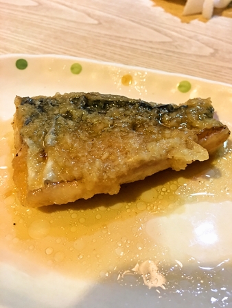 釧路すし酒場笑楽のワカシの煮びたし