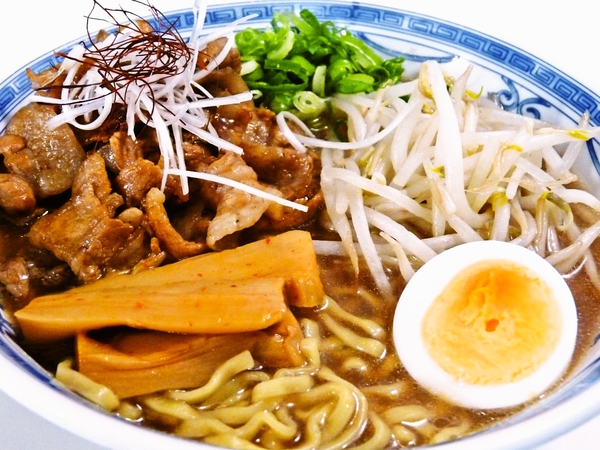 豚バラ豚骨ラーメン