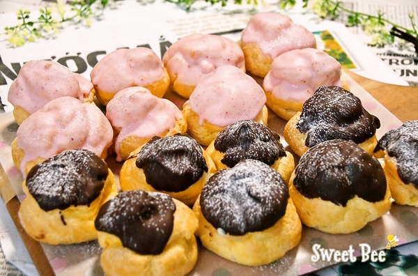 チョコと苺のシュークリーム