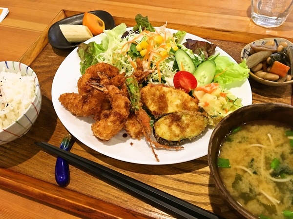 実のり日替わり定食
