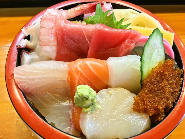 釧路千歳鮨の並ふきよせ1280円