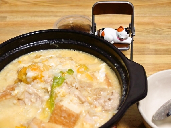鶏塩鍋を卵雑炊に