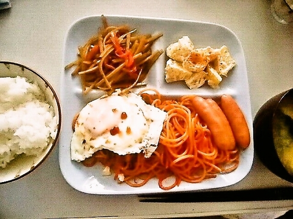 ある日の昼食