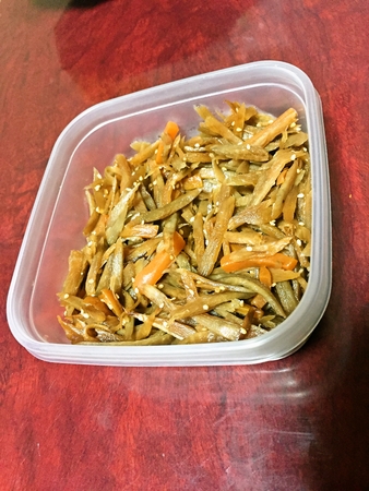 初めて作ったキンピラゴボウ