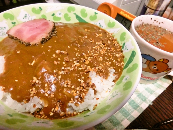 真夜中のレトルトカレー