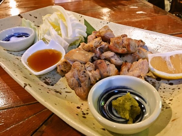 京赤地鶏　炭火焼