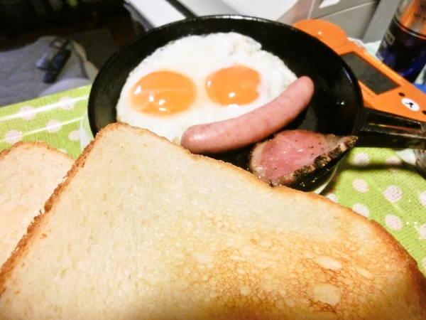 ごく普通の朝食